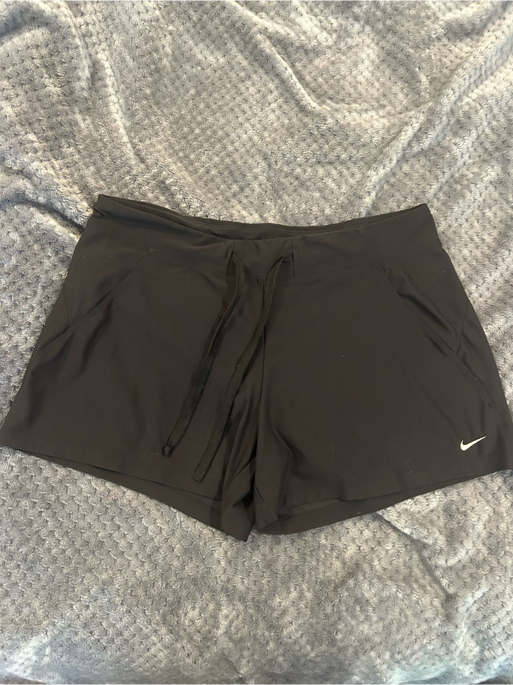 Excellent Condition Black Women’s Nike Shorts SzL